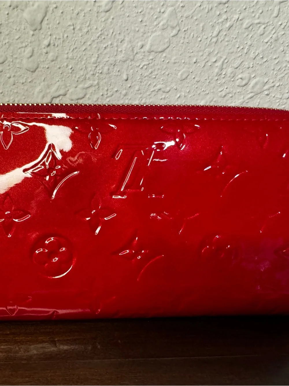Louis Vuitton Glossy Vernis Zip Wallet in Red Patent